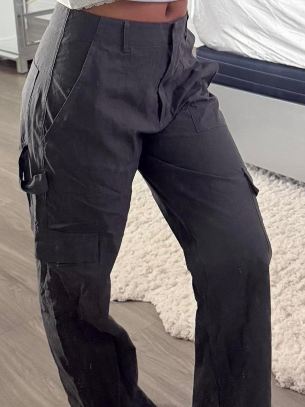 Wildfox Wide-Leg Cargo Pants in Gray Size M